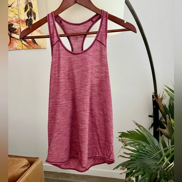 Lululemon Essential Tank - Picture 2 of 3